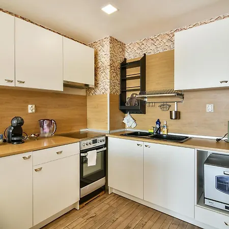 Viewpoint-2br Free Parking Appartement
