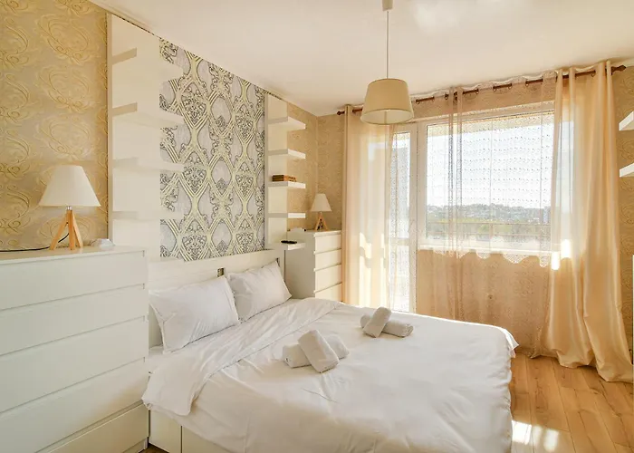 Viewpoint-2br Free Parking 아파트