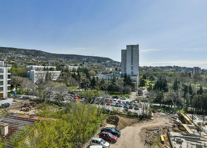 아파트 Viewpoint-2br Free Parking 바르나